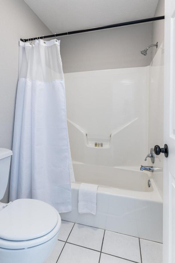 Mandalay Motel Garber Екстериор снимка